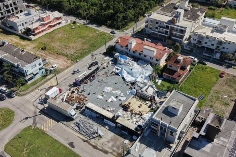 Ciclone influencia temporal e causa danos na grande Florianópolis