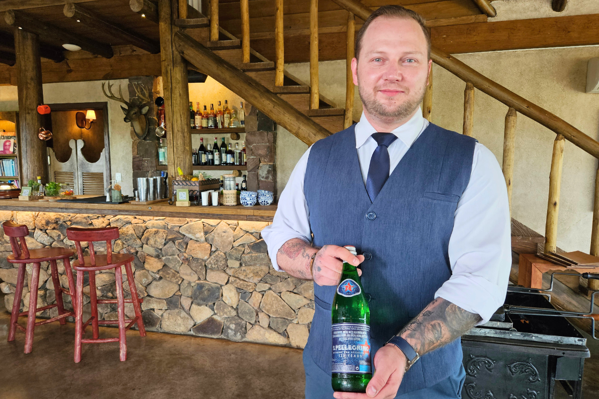 O menu tem opções de água que custam de R$ 20,00 a R$ 140,00. Foto: Mônica Rossi/Agro Estadão