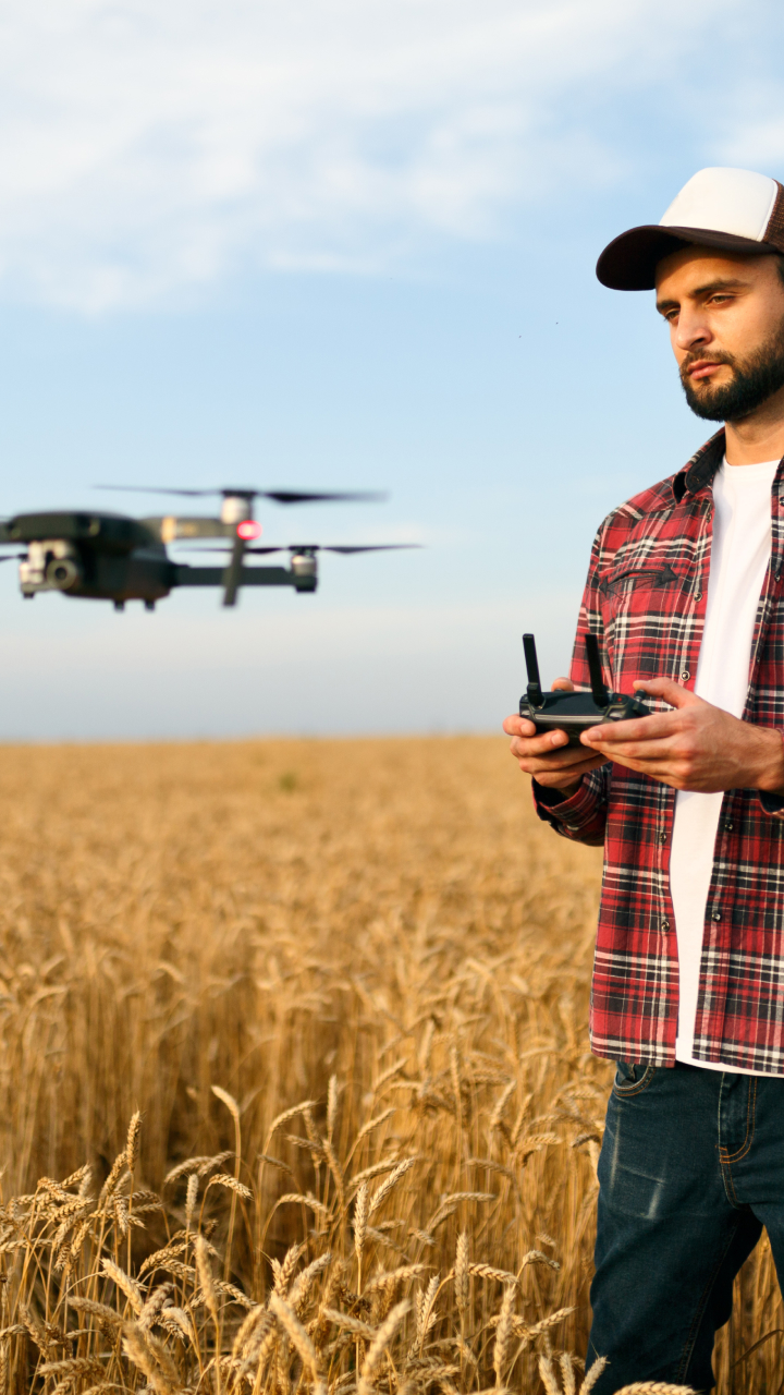 Como se tornar um piloto de drone agrícola?